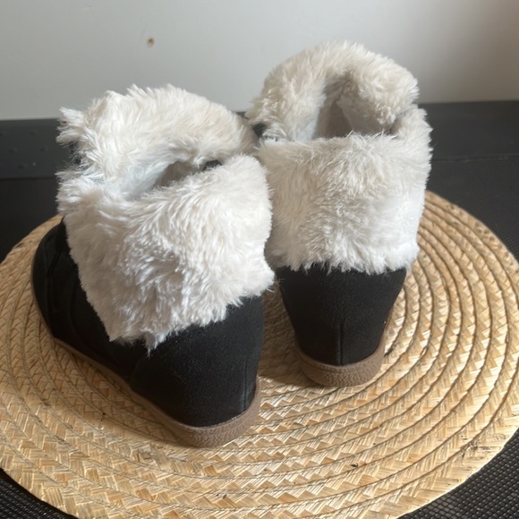 Justice Girls High Top Wedge Sneakers Size 3 - Picture 6 of 10